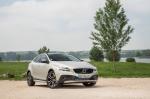 Volvo V40 D3 Cross Country 2016 года (WW)